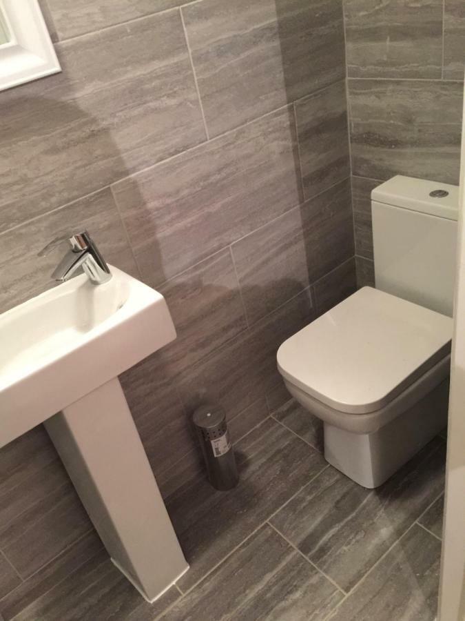 Abbey Wood Station Five Bedroom Self Contained House Exteriör bild