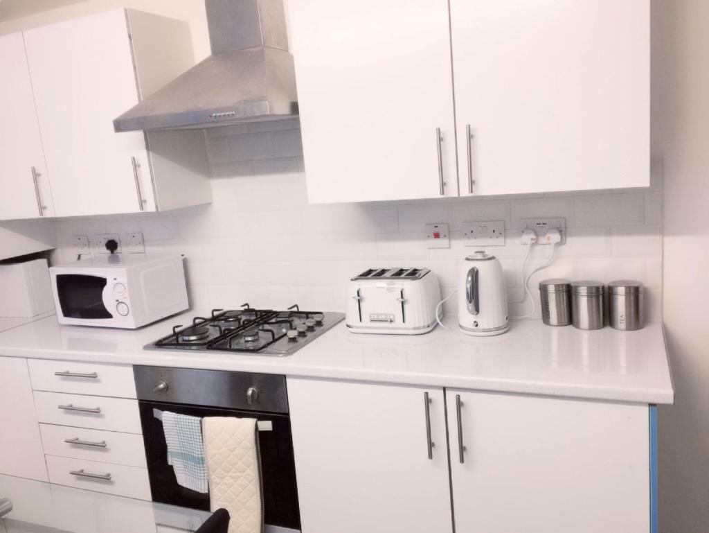 Abbey Wood Station Five Bedroom Self Contained House Exteriör bild