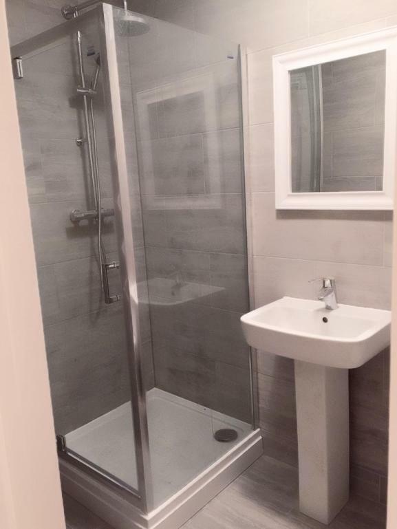 Abbey Wood Station Five Bedroom Self Contained House Exteriör bild