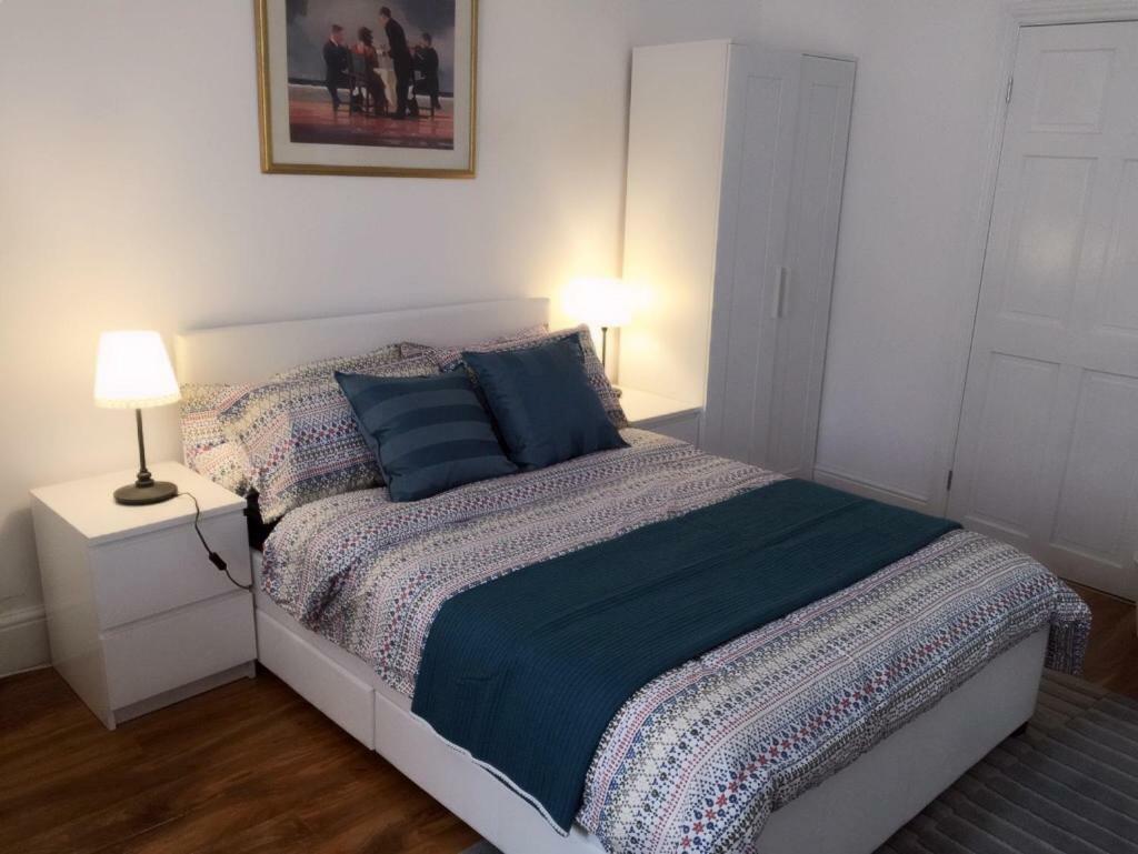 Abbey Wood Station Five Bedroom Self Contained House Exteriör bild