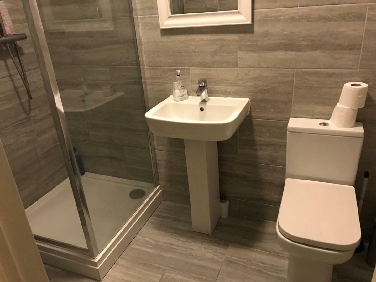 Abbey Wood Station Five Bedroom Self Contained House Exteriör bild